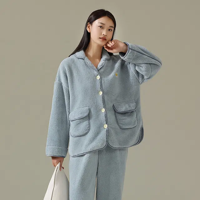 浪莎 雪花长毛绒珊瑚绒睡衣女冬季新款韩版可外穿宽松翻领开衫扣系加绒加厚保暖法兰绒家居套装 女款 天蓝色