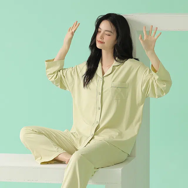 浪莎 春秋款莫代尔女长袖绵绸翻领开衫睡衣休闲简约 家居套装 可外穿 女款 嫩芽黄