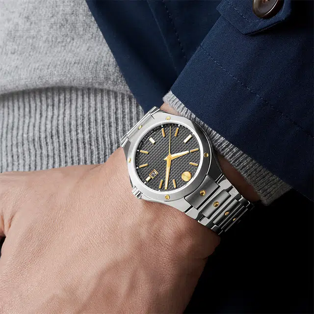 MOVADO 41mm