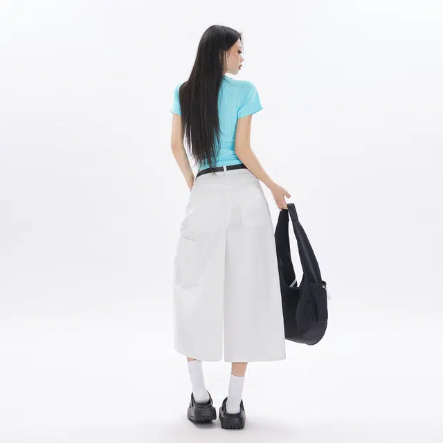 玫丝朵 纯色高腰七分直筒裤文艺风牛仔短裤 女款 白色