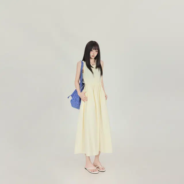 玫丝朵 法式优雅褶皱气质收腰显瘦圆领吊带连衣裙 女款 黄色