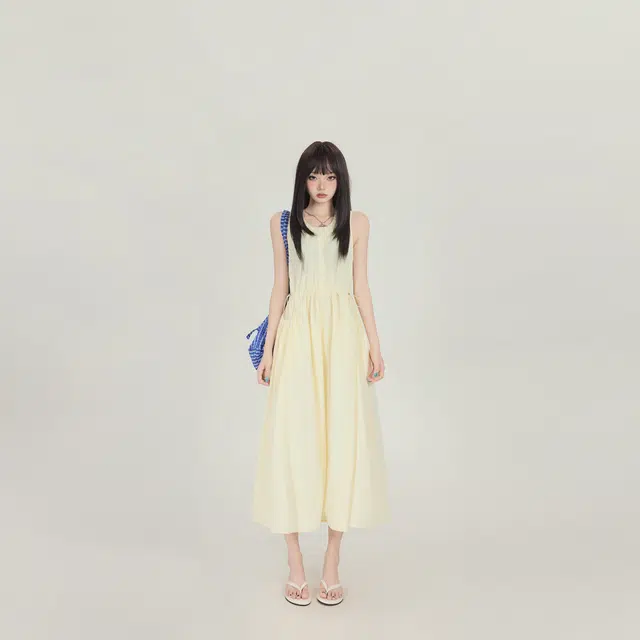 玫丝朵 法式优雅褶皱气质收腰显瘦圆领吊带连衣裙 女款 黄色