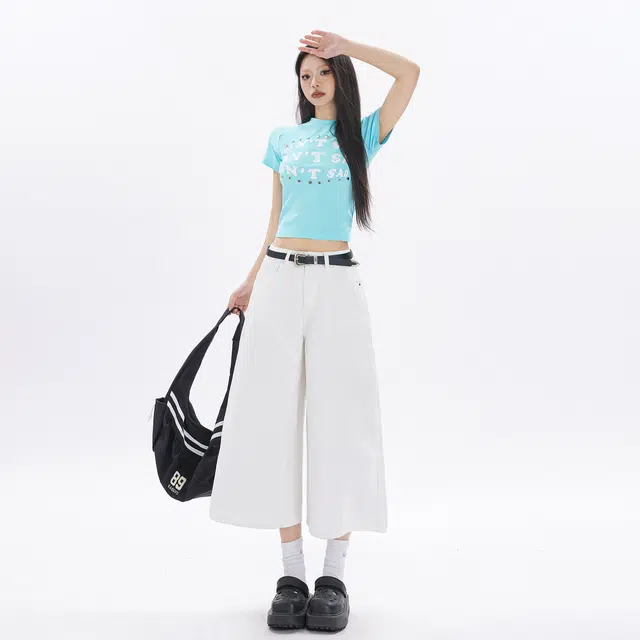 玫丝朵 纯色高腰七分直筒裤文艺风牛仔短裤 女款 白色