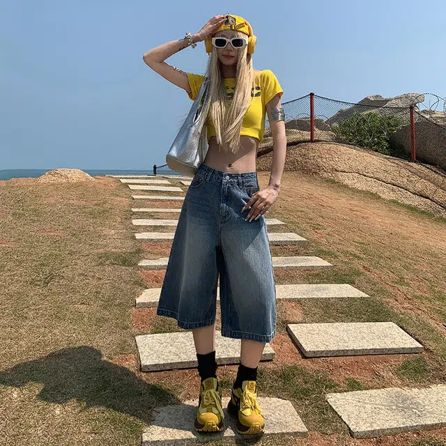 玫丝朵 美式宽松阔腿百搭垂感简约牛仔短裤 女款