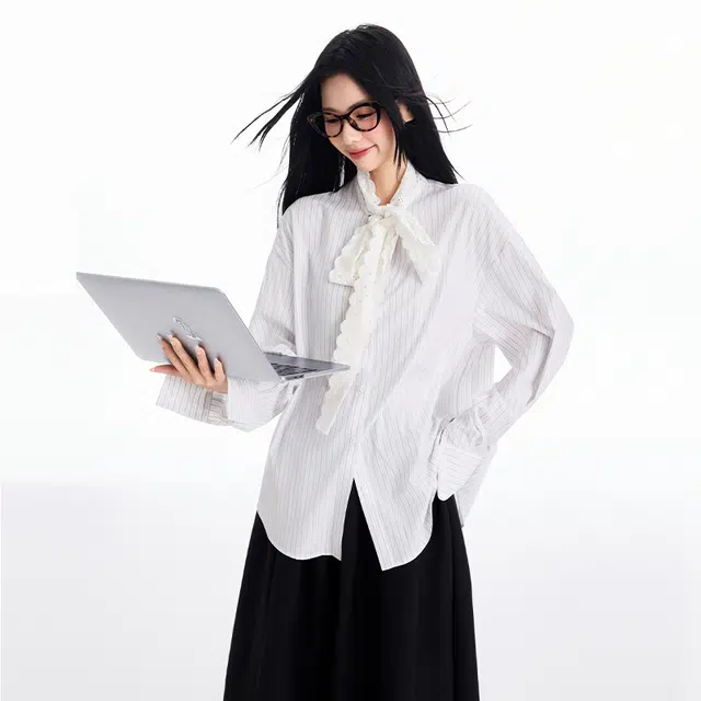 玫丝朵 韩式时尚潮流条纹蝴蝶结绑带蕾丝花边长袖衬衫 女款 白色