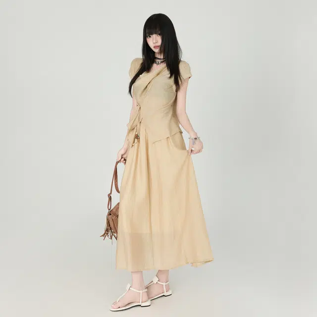 玫丝朵 复古夏季小众时尚减龄简约设计感百搭透气休闲套装 女款