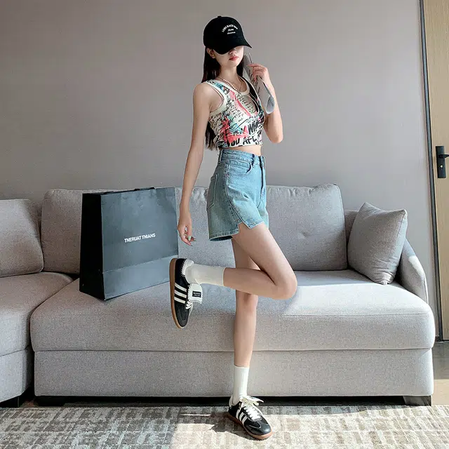 玫丝朵 美式复古小众裤脚设计时尚百搭热裤牛仔短裤 女款