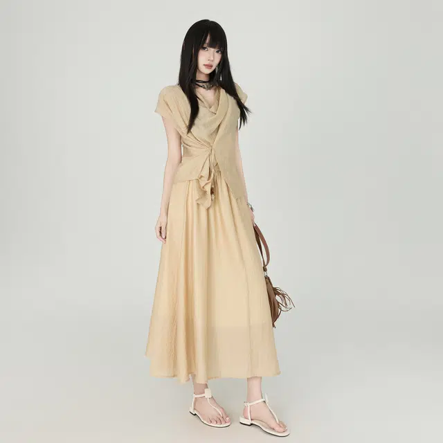 玫丝朵 复古夏季小众时尚减龄简约设计感百搭透气休闲套装 女款