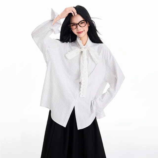 玫丝朵 韩式时尚潮流条纹蝴蝶结绑带蕾丝花边长袖衬衫 女款 白色