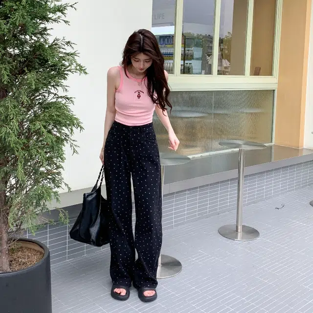 玫丝朵 刺绣修身短款字母背心 女款