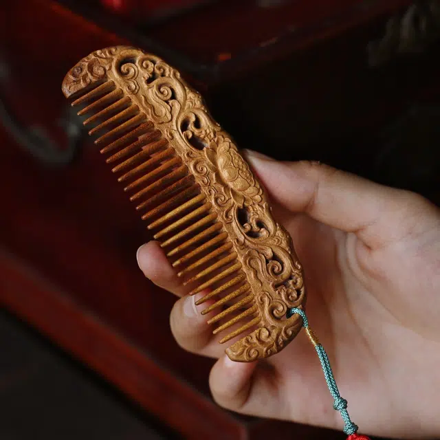 达隆 国风文玩平安纳福新中式名贵木作上岸时来运转平安纳福青莲梳 #好运金丝 楠木 木梳 男女同款情侣款