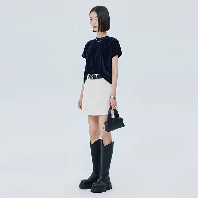 SHUEN T