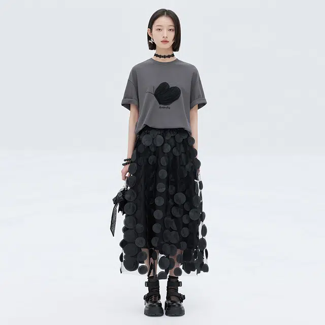 SHUEN T