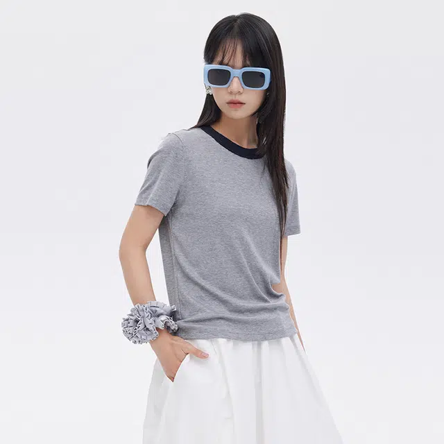 SHUEN T