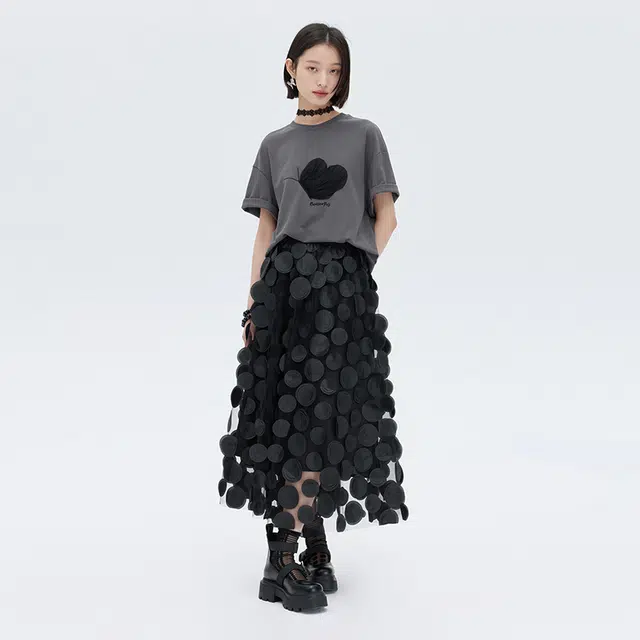 SHUEN T