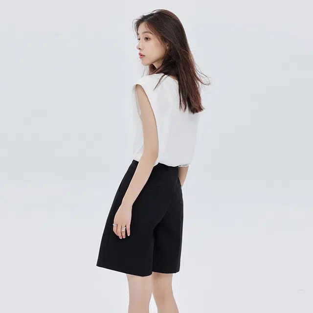 SHUEN A