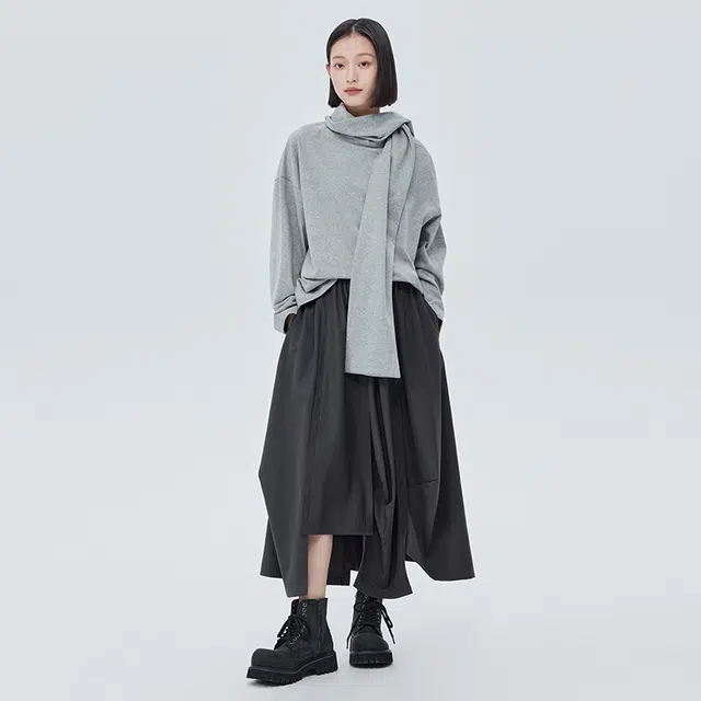 SHUEN T