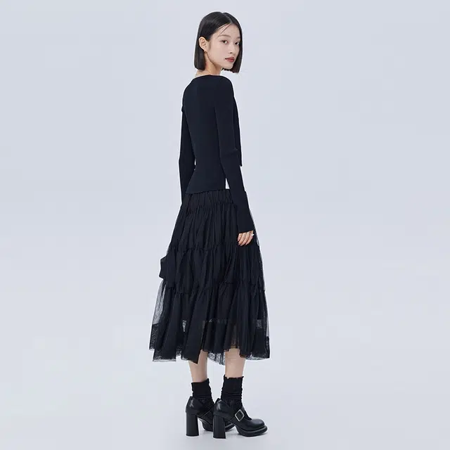 SHUEN A