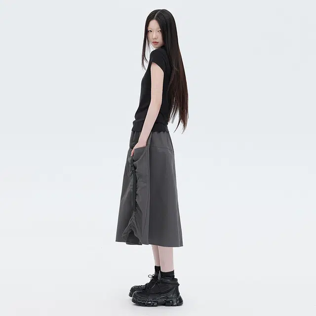 SHUEN T
