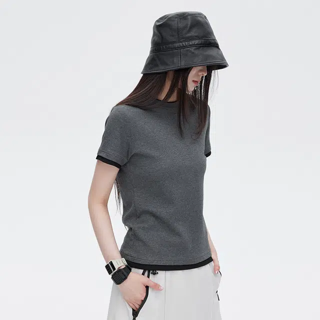SHUEN T
