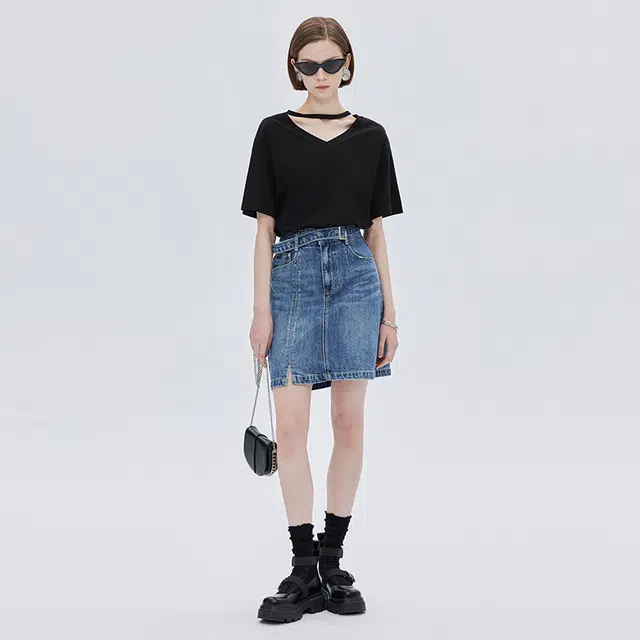 SHUEN T