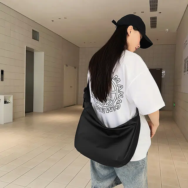 GOBLIN SHARKS 1759 Tote