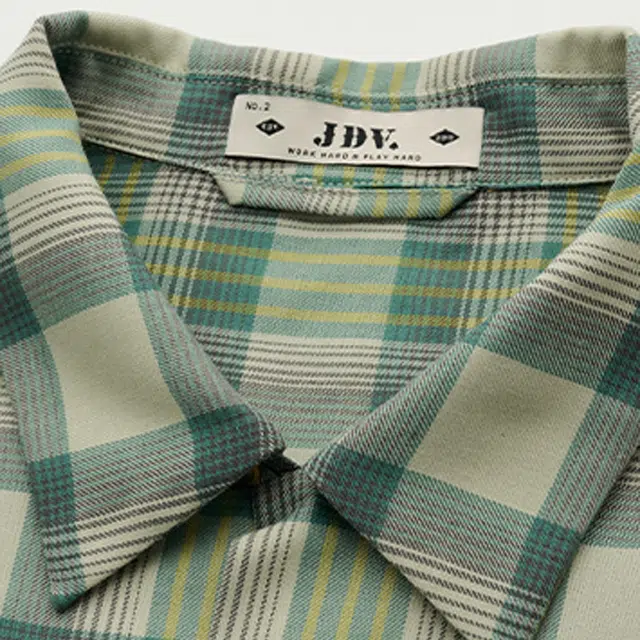 J.D.V
