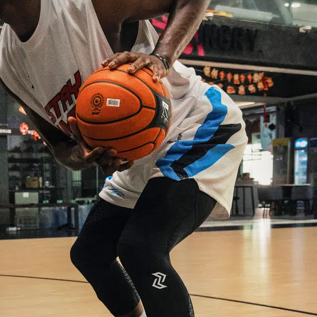 左右力量 液态氨纶速干裤高弹训练透气跑步健身压缩裤篮球紧身裤七分运动长裤 男女同款