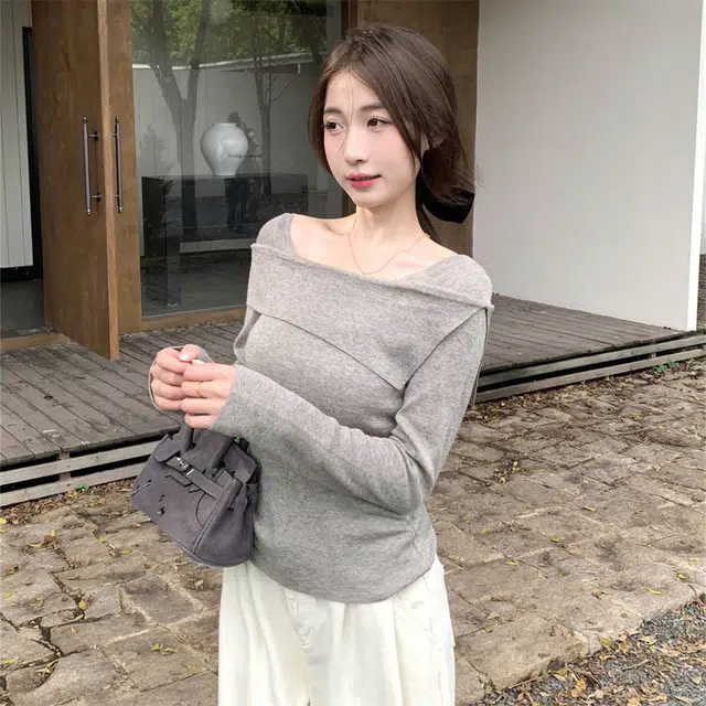 思蓓儿 韩版气质纯欲一字肩百搭长袖内搭针织衫 女款