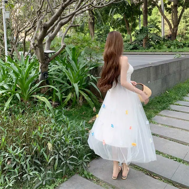 思蓓儿 法式绝美网纱度假长裙高级感气质超仙吊带连衣裙 女款