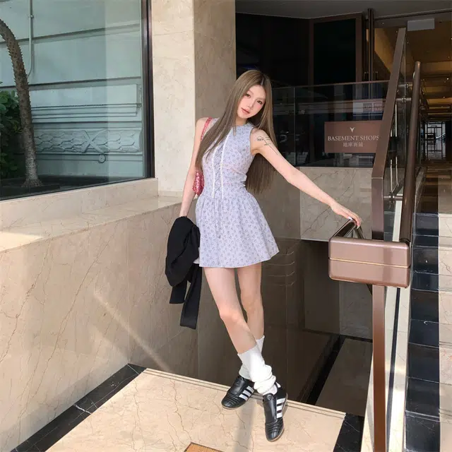 思蓓儿 法式气质小个子碎花背心短裙无袖连衣裙 女款