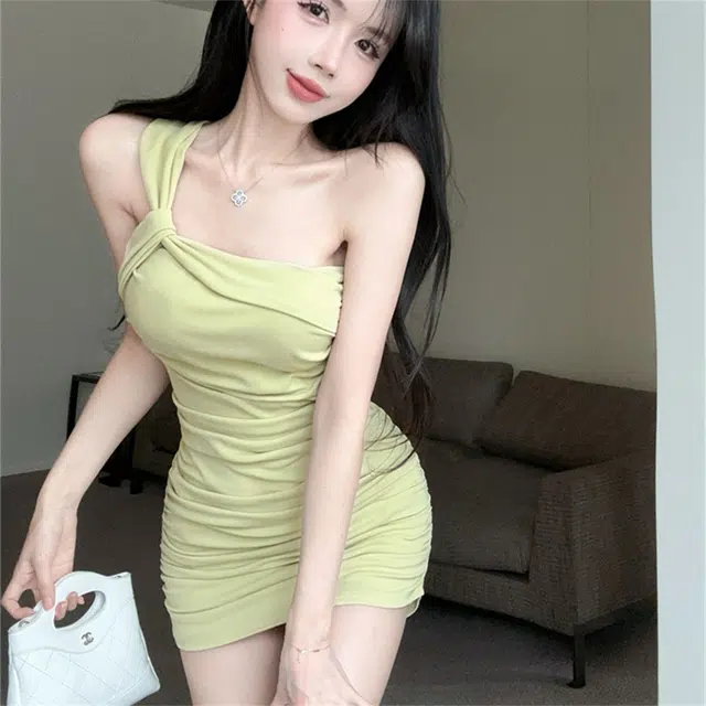 思蓓儿 纯色修身薄款无袖连衣裙 女款 黄色