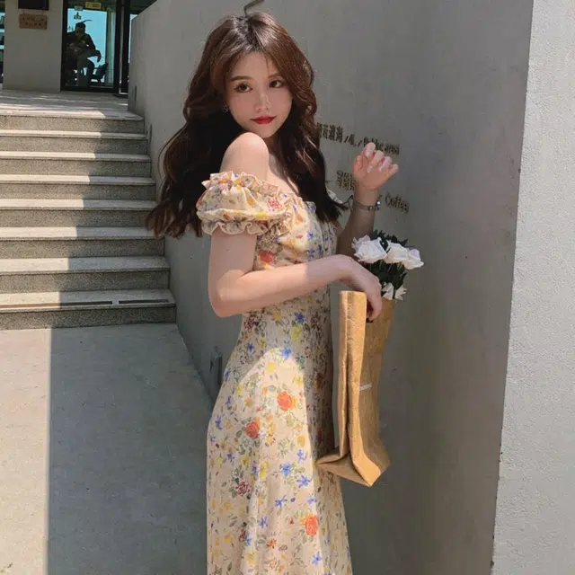 思蓓儿 甜美温柔印花油画碎花泡泡袖桔梗中长短袖连衣裙 女款