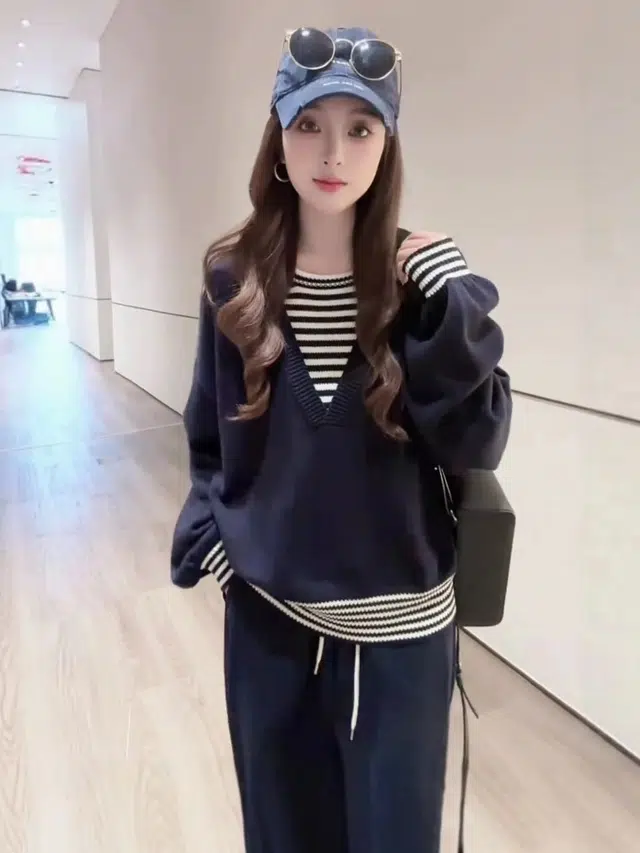 思蓓儿 慵懒风假两件拼接条纹撞色秋冬气质宽松针织衫  女款