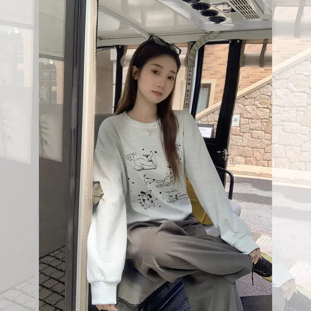 思蓓儿 圆领印花长袖打底衫女秋宽松慵懒风正肩上衣卫衣 女款