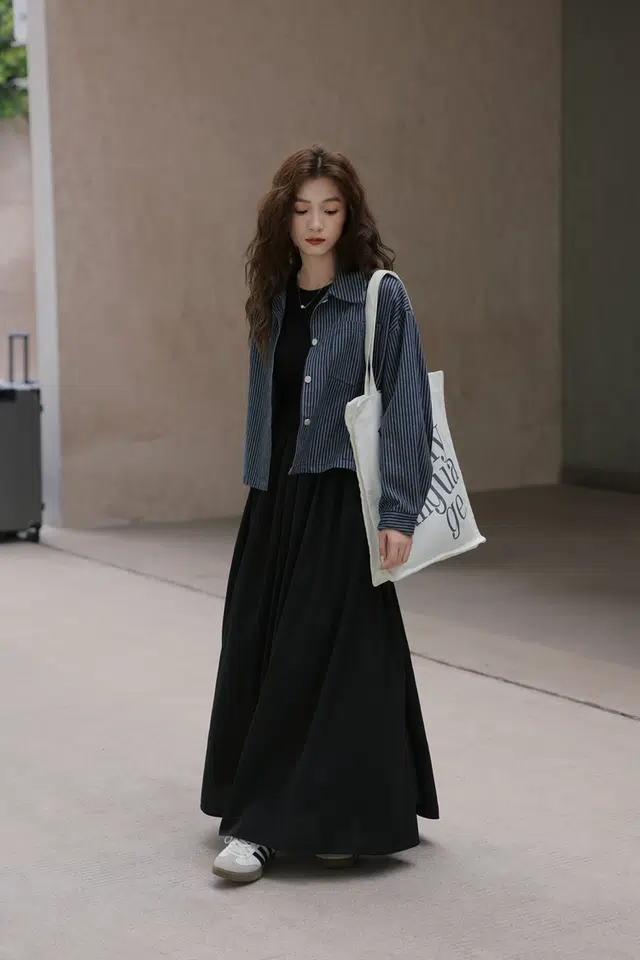 思蓓儿 小个子早秋氛围感韩系通勤翻领条纹单排扣女装牛仔外套 女款