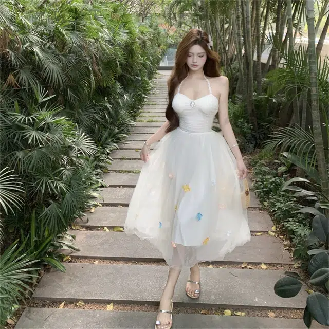 思蓓儿 法式绝美网纱度假长裙高级感气质超仙吊带连衣裙 女款