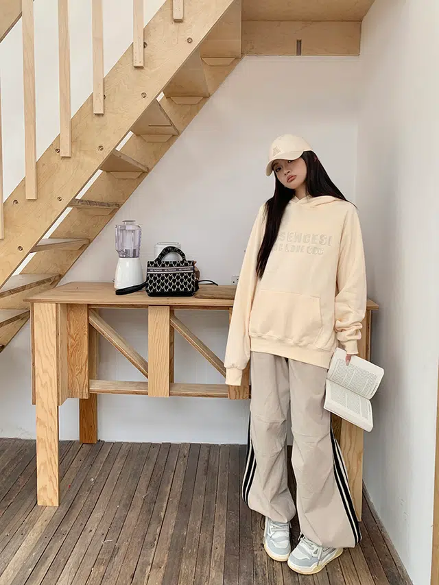 思蓓儿 宽松休闲连帽衫植绒印花美式潮牌加绒女上衣卫衣 女款