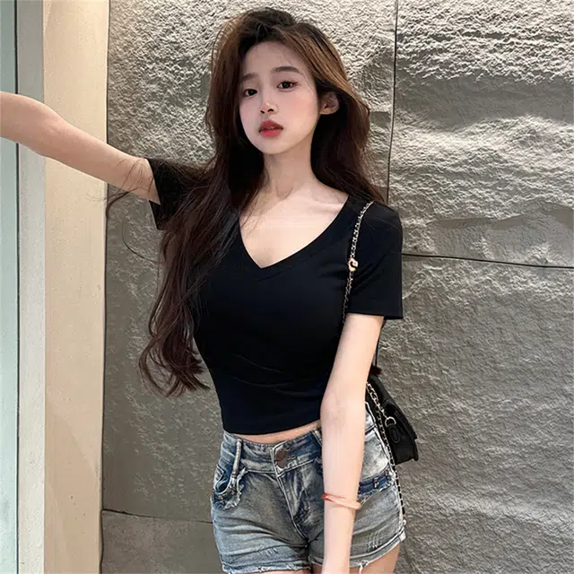 V T