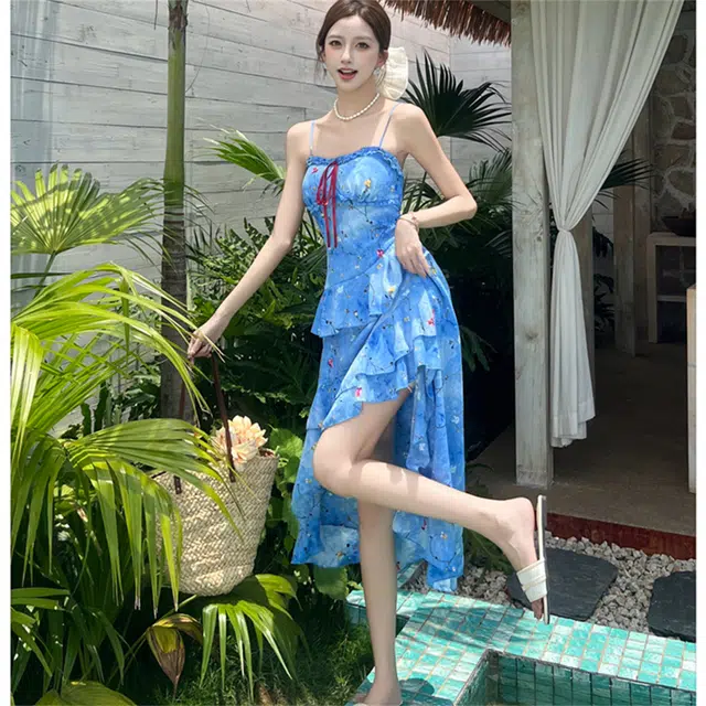 思蓓儿 度假风碎花收腰不规则下摆吊带连衣裙 女款