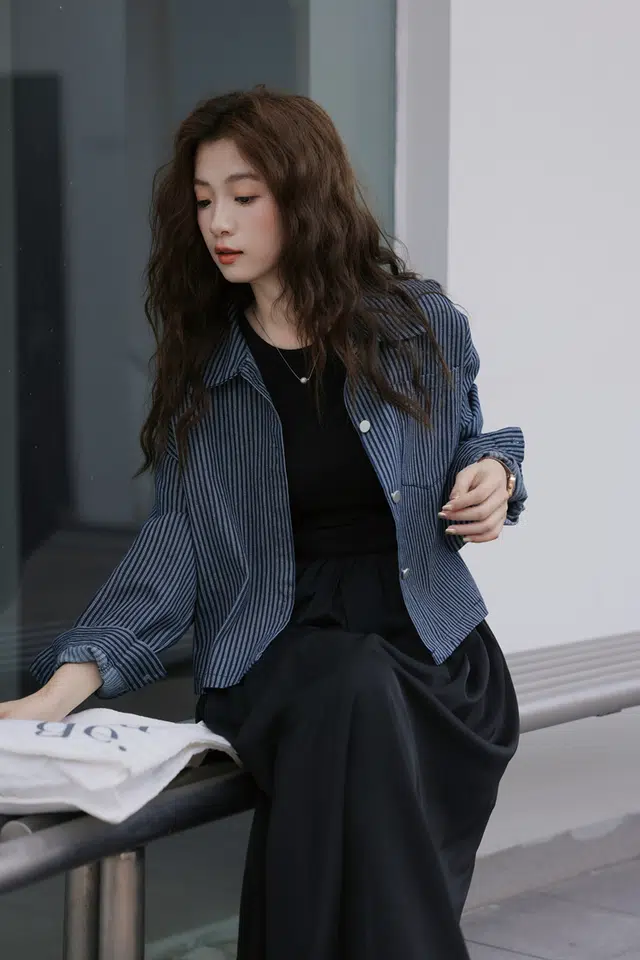 思蓓儿 小个子早秋氛围感韩系通勤翻领条纹单排扣女装牛仔外套 女款