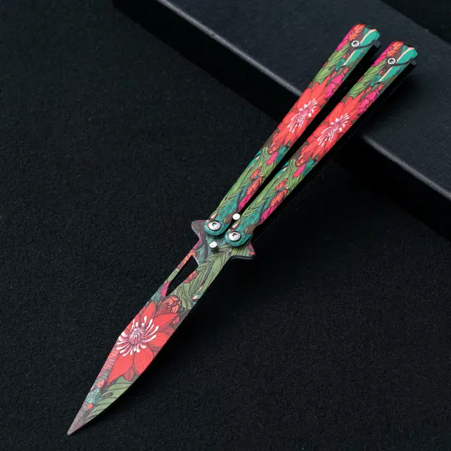 乐智由我 未开刃蝴蝶练习刀彩色户外多功能折叠刀甩手观赏刀 成品模型