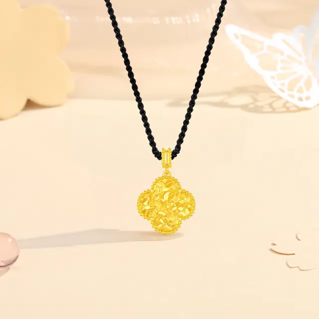 ins 18K