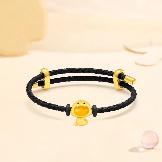 999
