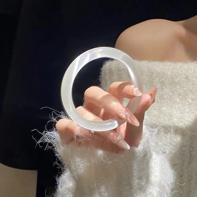 六桂福珠宝 白月光一步一响 新中式国风国潮复古汉服圆条美人镯叮当镯子精致素雅小众气质优雅显白 福韵金 好运 玻璃猫眼 玉石手镯 女款