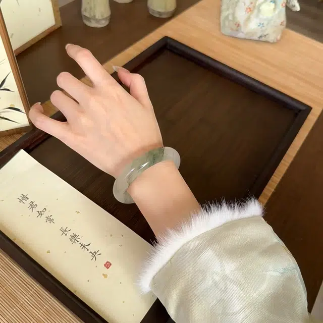 【赠999金钞 特级多翠】六桂福 青山黛飘绿美人贵妃镯宫廷风古典优雅吉祥温润柔和平安顺遂如意雅韵 福韵金 好运天然 天山翠 手镯 女款