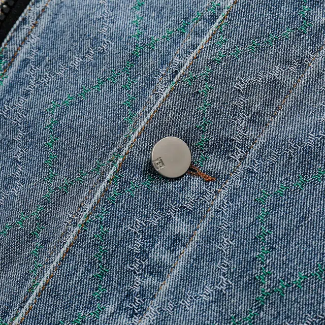 Ant Studio oversize