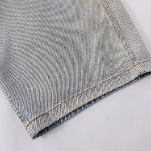 Ant Studio oversize