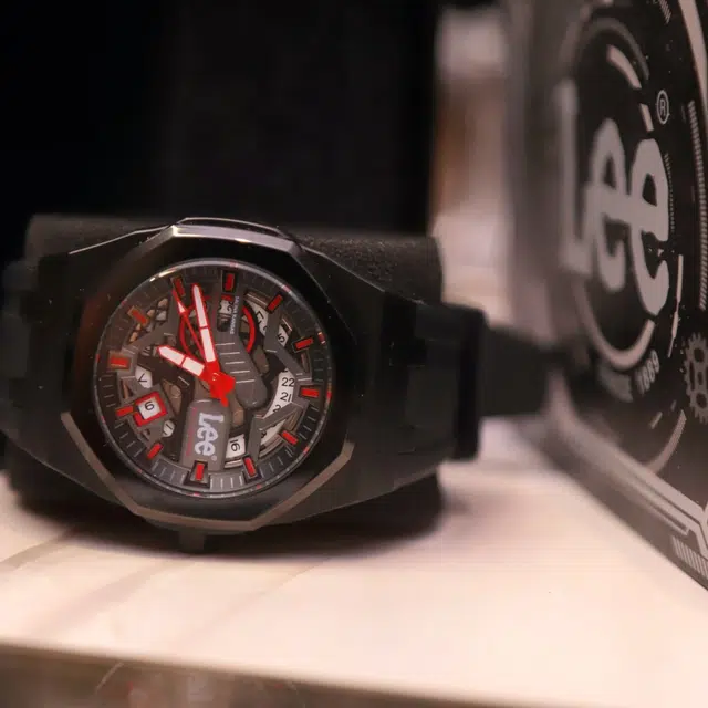Lee 44MM C330-M465