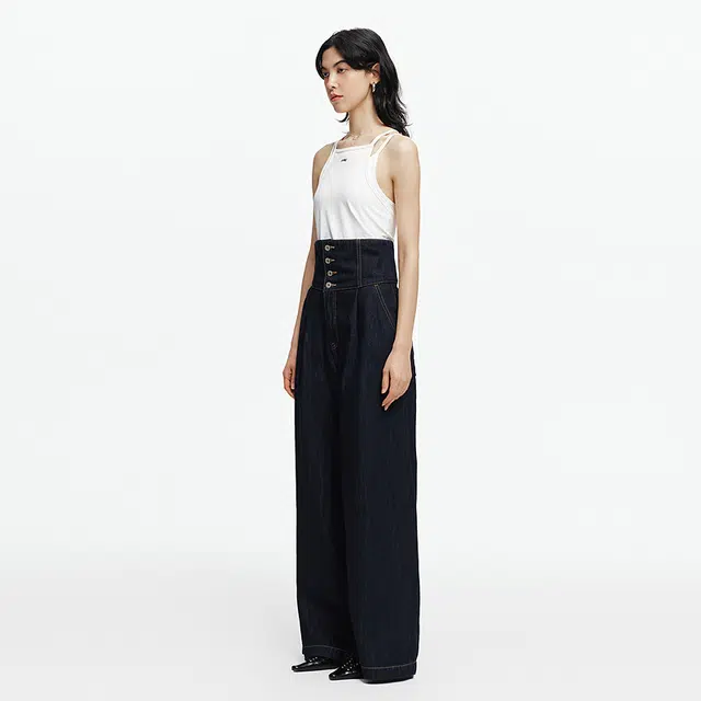 MOUSSY